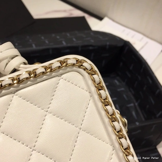 HyperPeter SMALL CHANEL LARGE CASE VANITY 0725